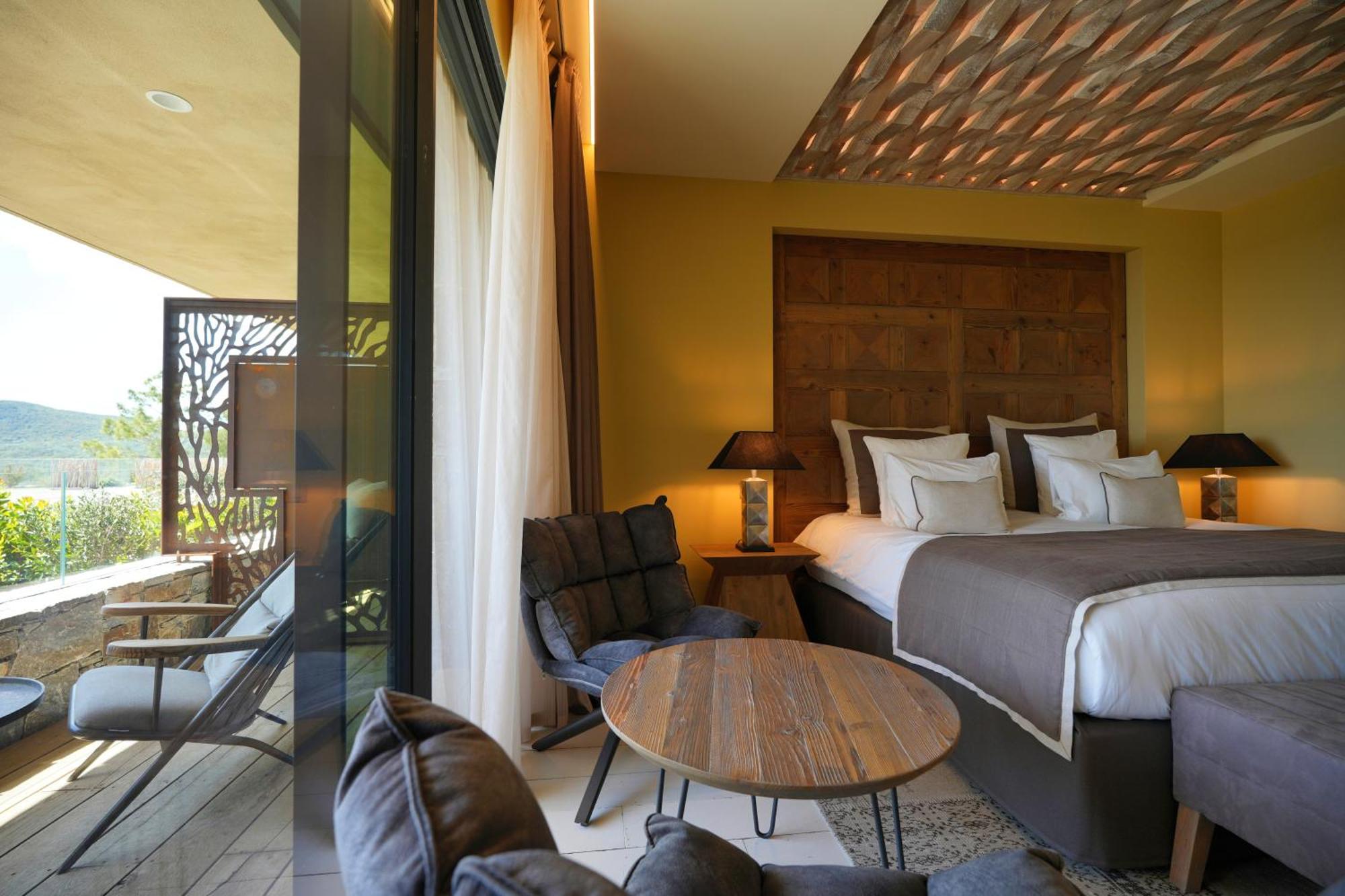 Les Regalia Hotel & Spa سانت لوسي دي بورتو فيشيو المظهر الخارجي الصورة