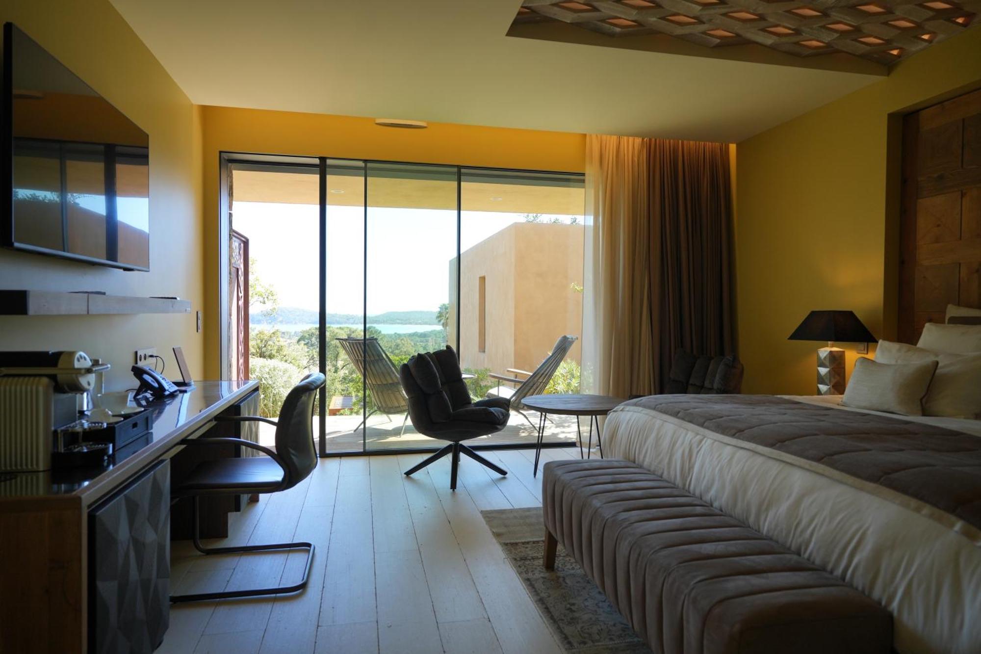 Les Regalia Hotel & Spa سانت لوسي دي بورتو فيشيو المظهر الخارجي الصورة